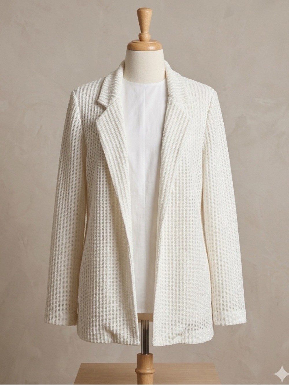 Gilli Open Front Crochet white Long Sleeve White Textured Jacket Blazer 1X NWT